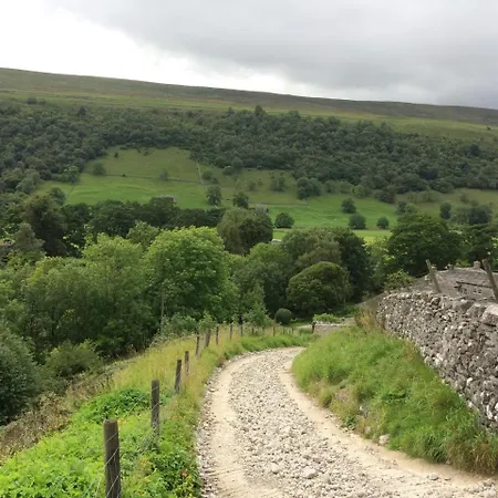 Kro Fox And Hounds *