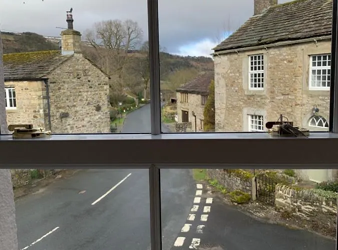 Inn Fox And Hounds Starbotton